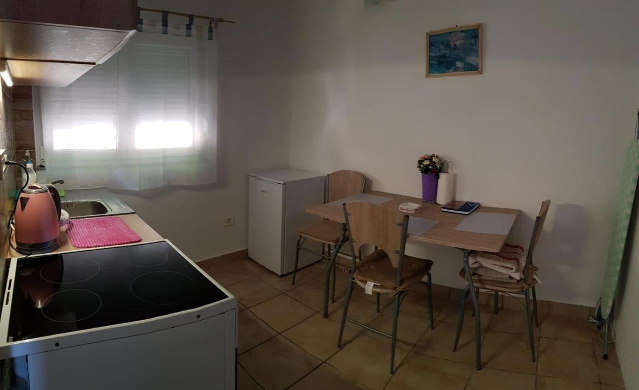Apartment Mip Tisno Eksteriør bilde