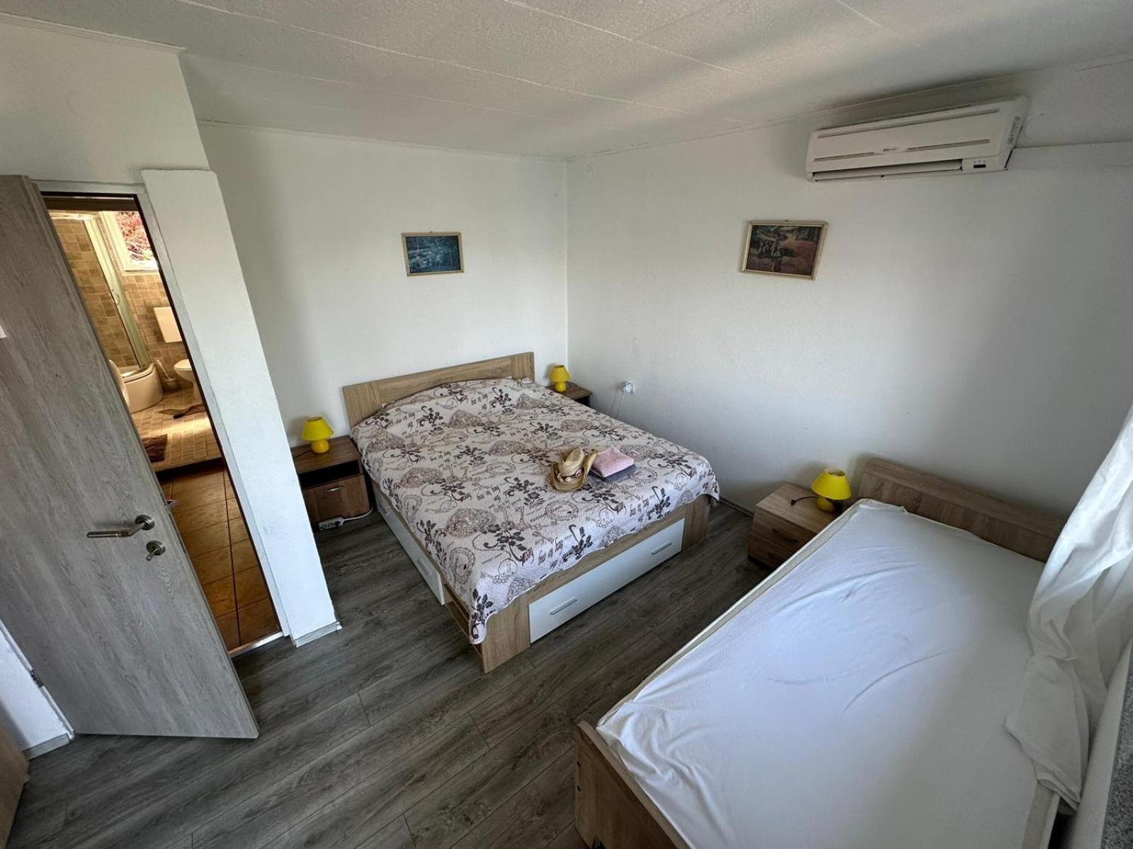 Apartment Mip Tisno Eksteriør bilde