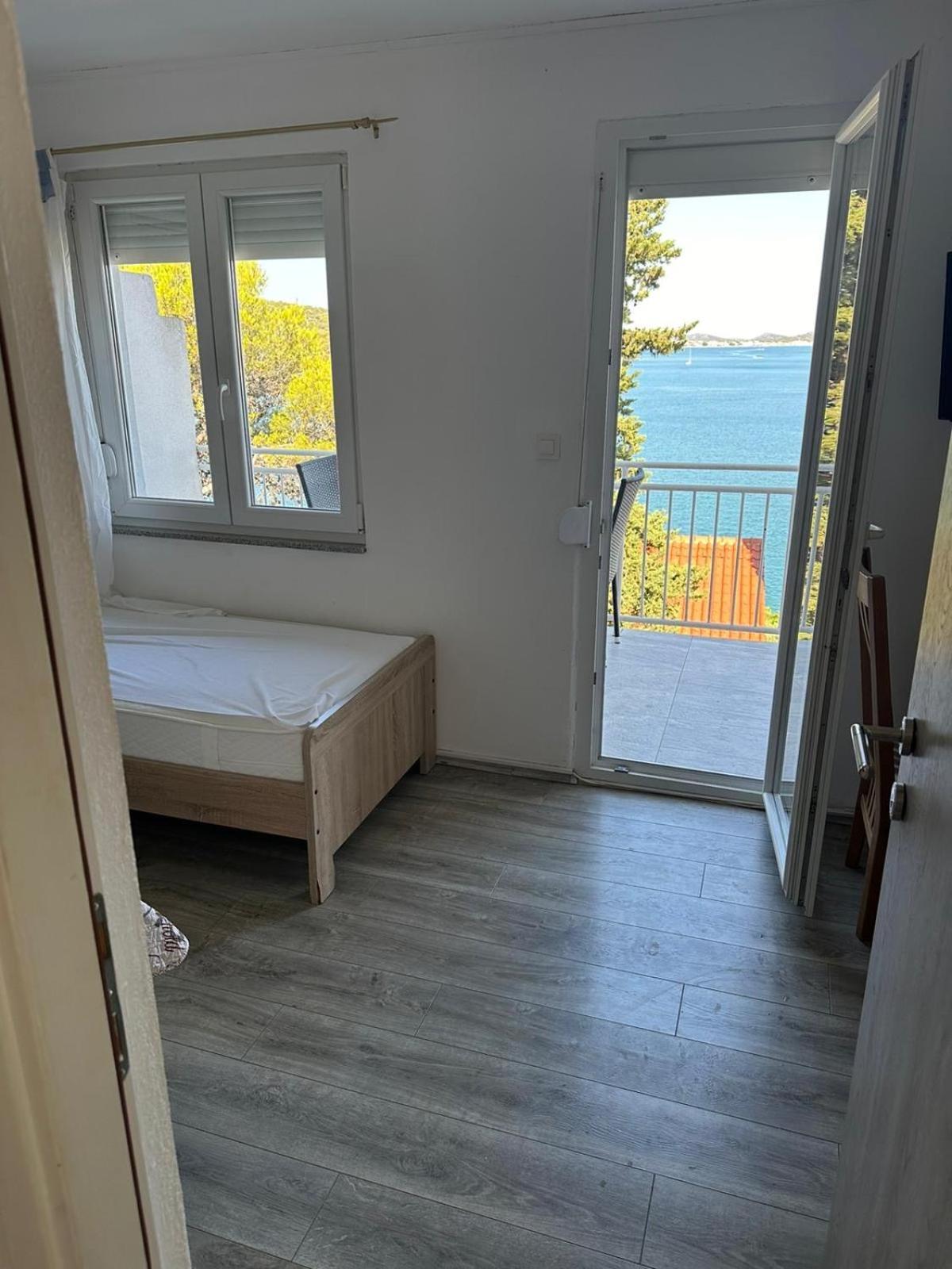 Apartment Mip Tisno Eksteriør bilde
