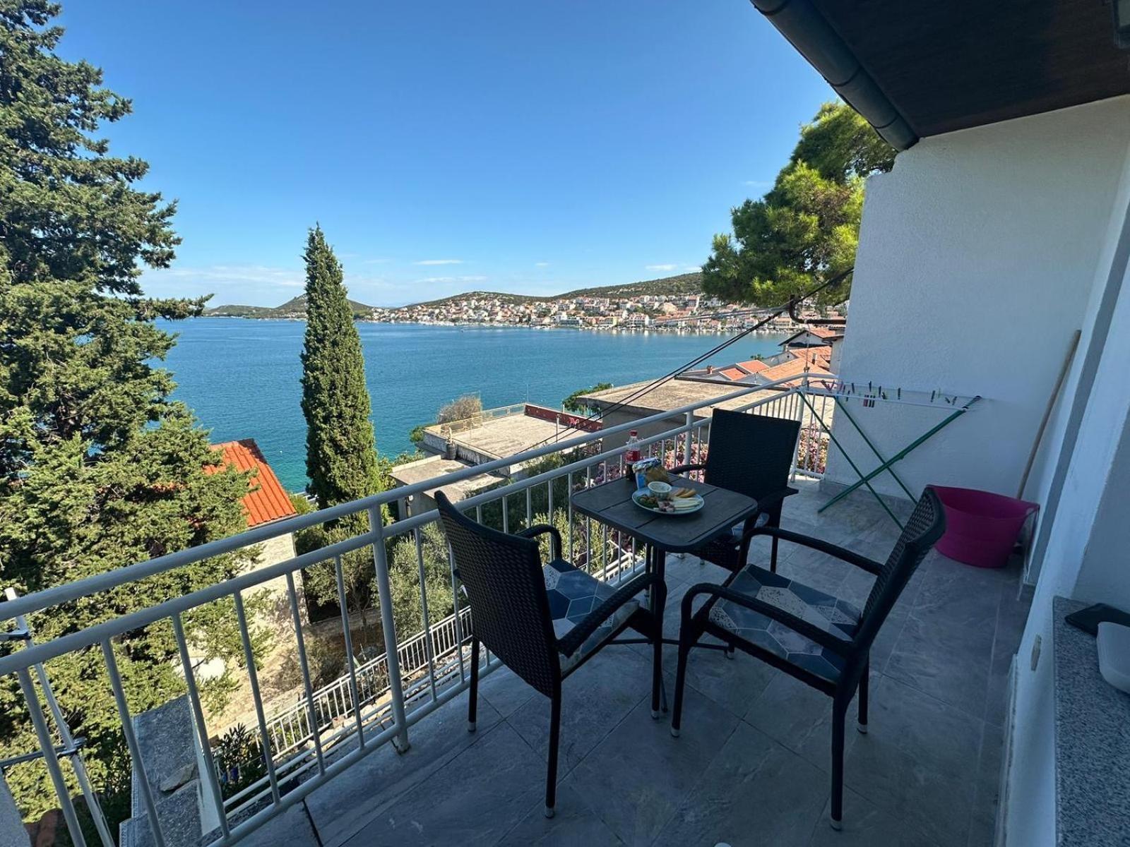 Apartment Mip Tisno Eksteriør bilde